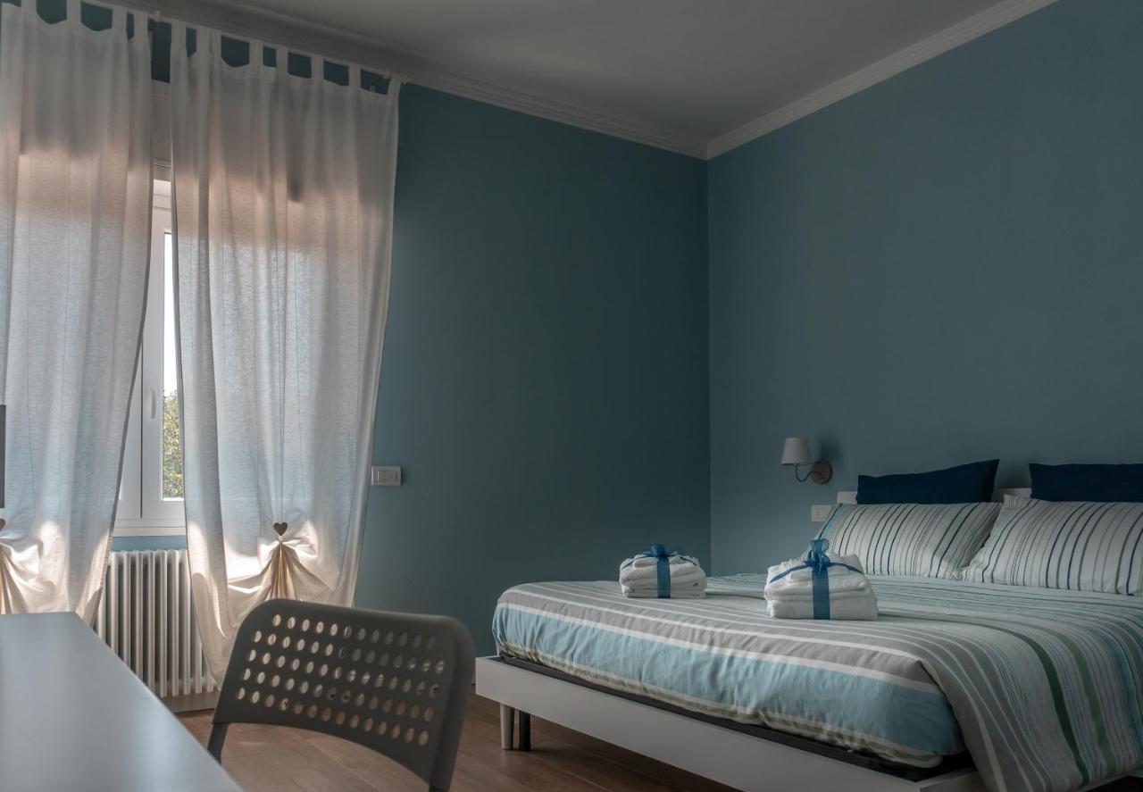 La Rosa Tra I Laghi B&B Meina Zewnętrze zdjęcie