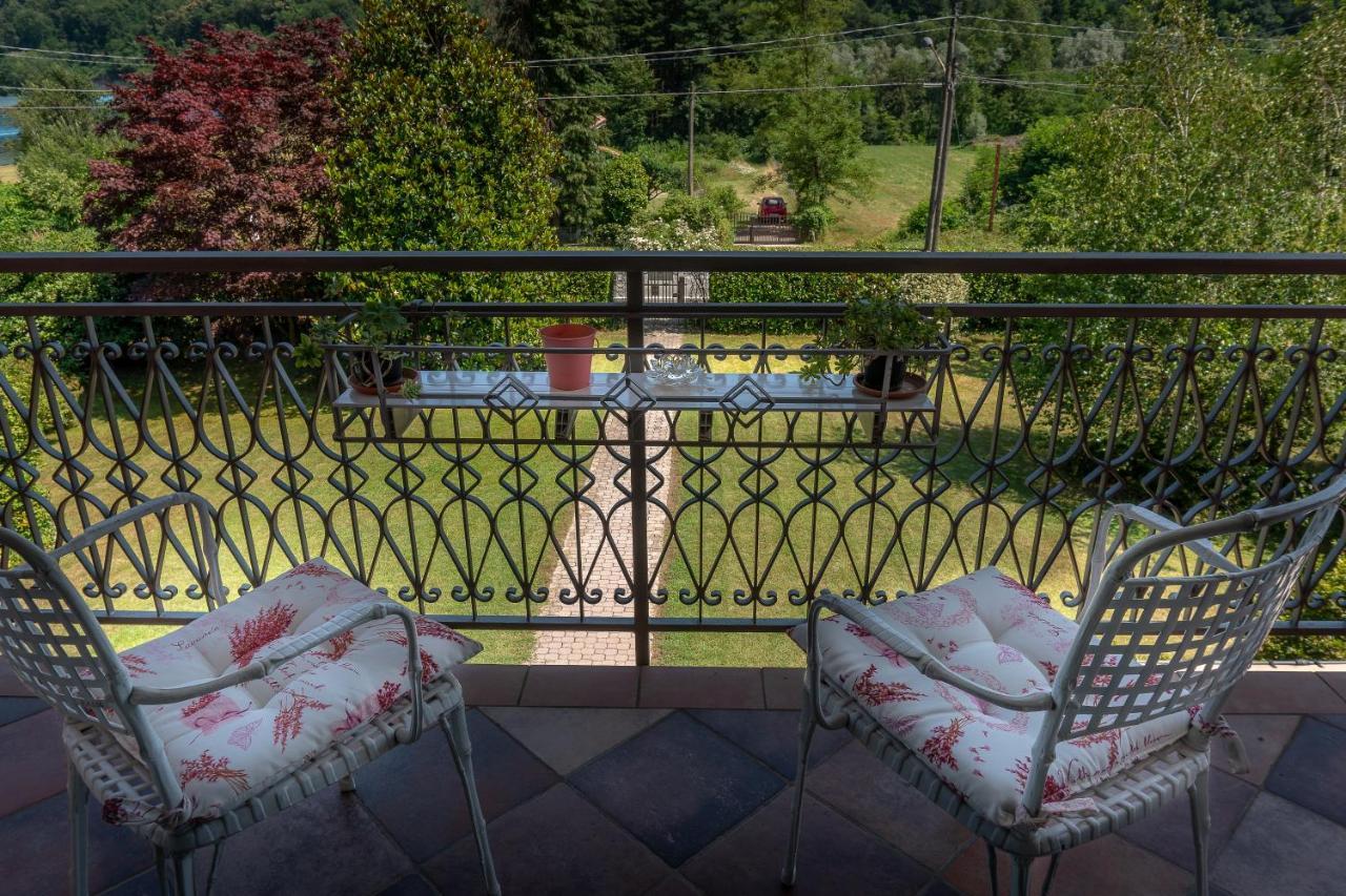 La Rosa Tra I Laghi B&B Meina Zewnętrze zdjęcie